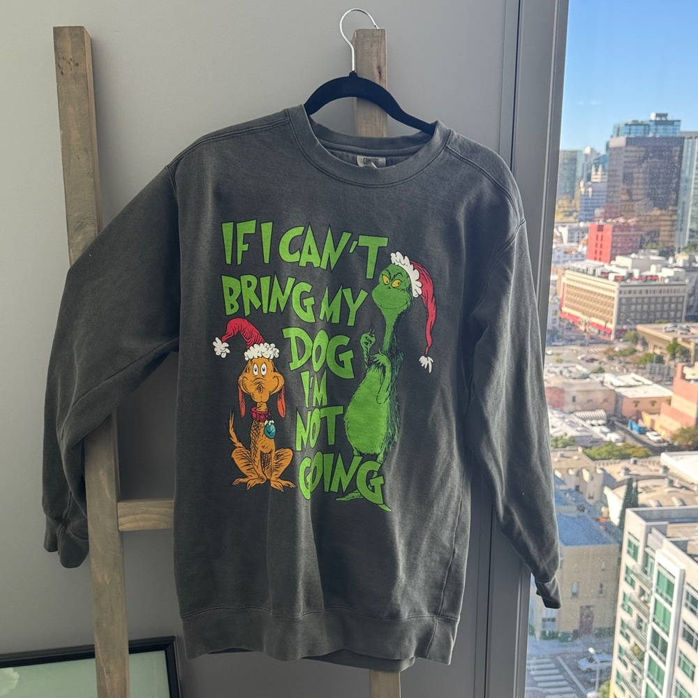 Grinch Comfort Colors Gray Graphic Crewneck Sweater